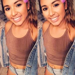 Meet your Posher, Valeria